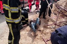 FOTO // Tragedie în capitală. Două persoane s-au prăbușit în gol de la etajul 9 a unui bloc în construcții